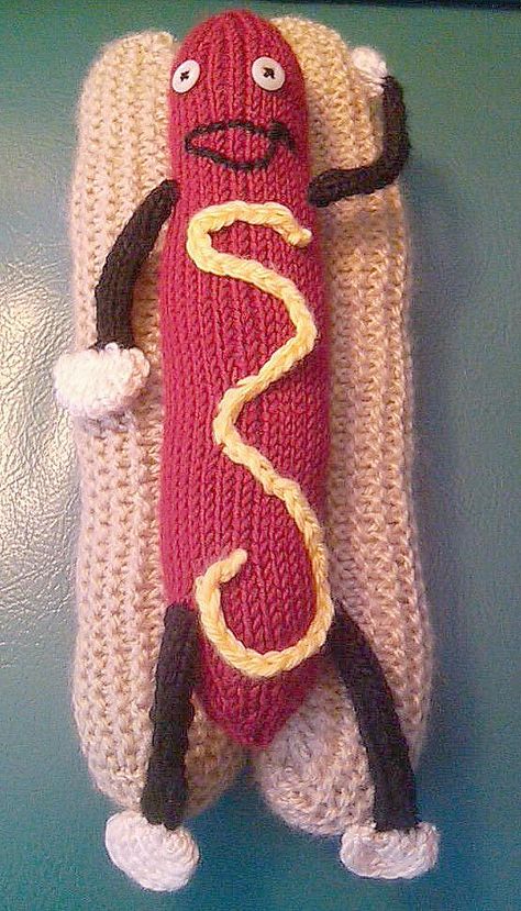 It's Mr. Weenie - the Knit Hot Dog Man! #knitting #hotdog #handmade #diy #KnitYeah Man Knitting, Hot Dog Sauce, Sunset Moth, Crochet Coin Purse, Dog Man, Crochet Plushies, Tiny Dolls, Look Alike, Cute Crochet