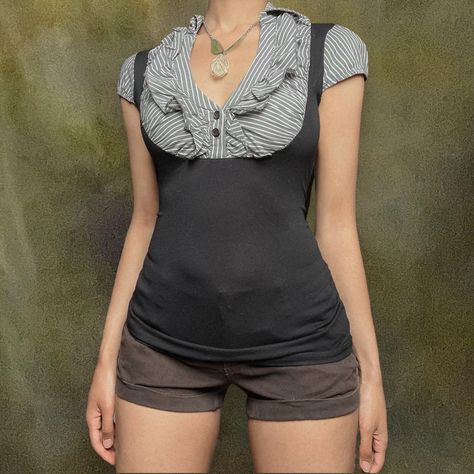 2 In 1 Top 🦇  ⚔️ blouse and vest combo style, puffy... - Depop Puffy Sleeves Blouse Outfit, Corporate Core, Puffy Sleeves Blouse, Selling Clothes Online, Dr Closet, Tally Weijl, Sleeves Blouse, Selling Clothes, Puffy Sleeves