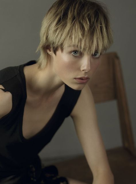 hair, eddie campbell Edie Campbell, Modern Mullet, Edgy Short Hair, Brittle Hair, Mullet Hairstyle, My Nails, Bad Hair, Hair Today, Hair Care Tips