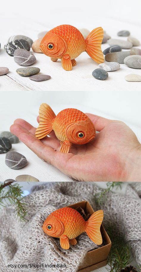 Fish Wood Carving, Goldfish Art, Wood Carving For Beginners, Dremel Projects, Wood Carving Designs, Wood Carving Patterns, Wooden Figurines, Wood Carving Tools, Small Sculptures