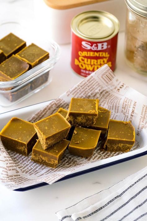 Learn how to make Japanese Curry Roux from scratch. Only 5 ingredients! This easy recipe will have you cook up many delicious pots of Japanese curry. #curry #japanesecurry #curryroux | Easy Japanese Recipes at JustOneCookbook.com Japanese Curry Recipe From Scratch, Japanese Curry From Scratch, Japanese Curry Powder Recipe, Curry Roux Recipe, Homemade Japanese Curry, Japanese Curry Recipe, Japanese Curry Rice, How To Make Curry, Homemade Curry Powder