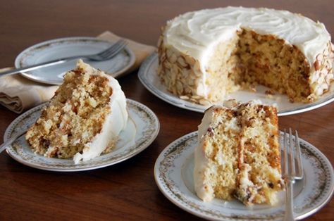 Pineapple Right-Side-Up Cake - New England Today Rhubarb Bars, Hawaiian Cake, Up Cake, Oat Bars, Rhubarb Recipes, Pineapple Cake, A Piece Of Cake, Köstliche Desserts, Cake With Cream Cheese