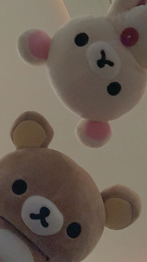 #rilakkuma #korilakkuma Korilakkuma Plushie Aesthetic, Rikuma Bear Wallpaper, Rilakkuma And Korilakkuma Icons, Rilakkuma Iphone Wallpaper, Korillakuma Wallpaper Desktop, Rilakkuma And Korilakkuma Wallpaper, Rilakkuma And Korilakkuma Matching Pfp, Pink Rilakkuma Wallpaper, Rilakuma Wallpapers Aesthetic