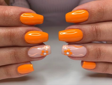 Orange Biab Nail Designs, Orange Nails With Flowers, Orange Flower Nails, Summer Nails Orange, Uñas Color Coral, Bright Orange Nails, Nails Biab, Bright Summer Acrylic Nails, Orange Acrylic Nails