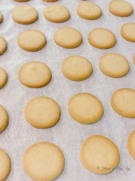 Cookie sheet with round shortbread cookies Corn Flour Cookies, Cornmeal Cookies Recipe, Corn Flour Recipes, Cornmeal Cookies, New York Times Cooking, Leftover Dough, Gluten Free Cookie Recipes, No Flour Cookies, Corn Flour