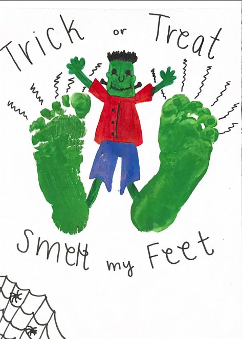 Handprint art foot print art Footprint Frankenstein, Trick Or Treat Smell My Feet Craft, Footprint Pumpkin, Harvest Crafts For Kids, Kids Craft Work, Ladybug Ideas, Baby Christmas Crafts, Harvest Crafts, Jack Halloween