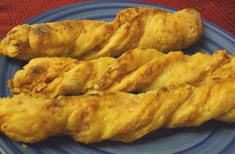 "jiffy" Deluxe Pizza Sticks Quick Breadsticks, Pizza Sticks Recipe, Jiffy Mix Recipes, Mix Pizza, Pizza Sticks, Jiffy Mix, Breadsticks, Main Courses, Pumpkin Bread