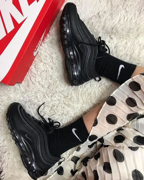 Airmax 95 Outfit Women, Airmax 97s Outfit Men, Airmax 97 Outfit Women, Airmax 97 Outfit, Nike Air Max 97 Black, Nike Fashion Shoes, Custom Nike Shoes, Fashion Shoes Sneakers, Shoes Sneakers Nike