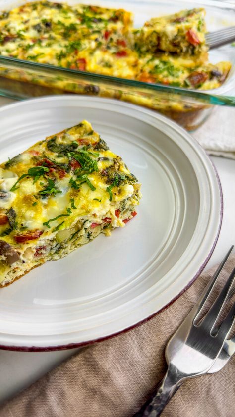 Mediterranean Breakfast Casserole - Rana's Recipe Greek Egg Casserole, Mediterranean Egg Bake, Mediterranean Brunch Recipes, Meditterean Breakfast Ideas, Mediterranean Eggs Breakfast Recipes, Mediterranean Diet Recipes For Breakfast, Meditranian Meals Breakfast, Mediterranean Breakfast Casserole, Mediterranean Recipes Breakfast