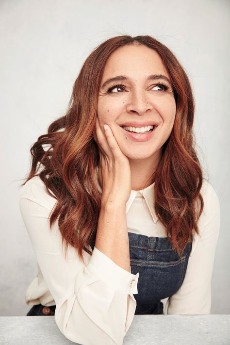 Comedy Headshots, Romantic Good Morning Message, Maya Angelo, Good Morning Message, Maya Rudolph, Human Photography, Big Nose Beauty, Female Faceclaims, Headshots Women