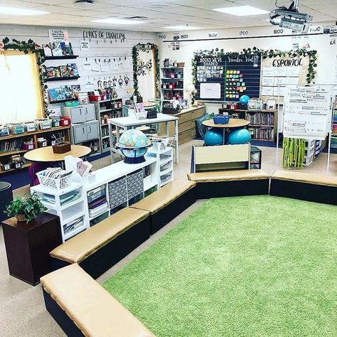 Loving the natural feel in @4thgradeunicorns Ikea Classroom, Ikea Malm Drawers, Alternative Seating Classroom, Malm Drawers, Flexible Seating Classroom, Classroom Planning, Classroom Seating, Library Inspiration, Classroom Makeover