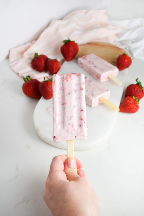 Fancy Ice Cream, Macerated Strawberries, Summer Sweets, Freeze Pops, Lemon Pound Cake, Sweet Recipes Desserts, Popsicle Recipes, Bake Desserts, Food Fruit