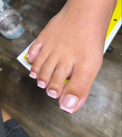 Light Pink French Pedicure, Natural Toenails Pedicure, Pink Pedicure French Tip, Light Pink French Tip Toes, Acrylic Toes Pink, Acrylic Nails On Toes, Pink French Tip Nails Toes, Pink French Tip Toe Nails, Pink Acrylic Toe Nails