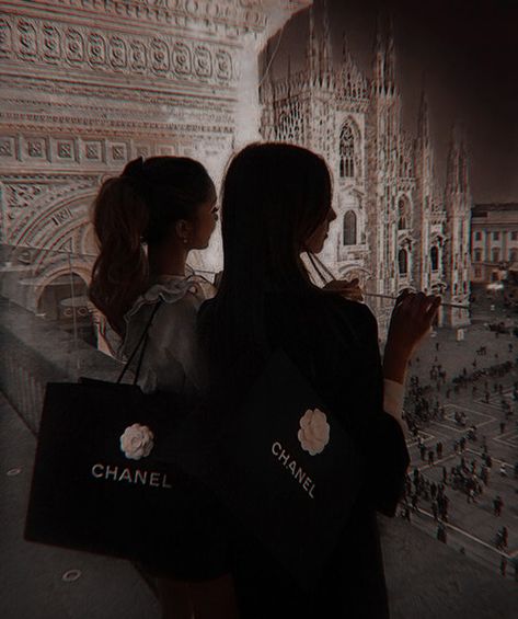 Elena Abelli, Boujee Aesthetic, Rich Girl Aesthetic, Twisted Series, Nyc Girl, Best Friends Aesthetic, Classy Aesthetic, Best Photo Poses, Beautiful Dark Art