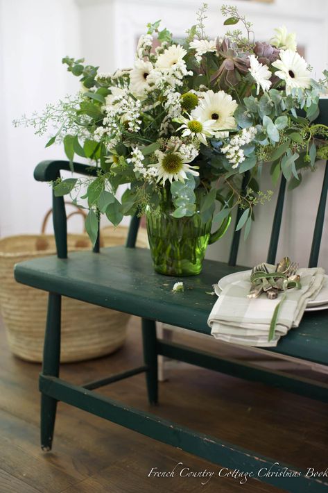 Beautiful Vintage Green Bench Antique Entryway, Apothecary Business, Farm Bench, Shaker Bench, Courtney Allison, Deacons Bench, Bench Makeover, Green Bench, Old Benches