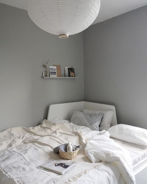 Ikea Flekke Daybed, Paper Lanterns Bedroom, Simple Home Office, Spare Bedroom Office, Office Refresh, White Daybed, Minimal Interiors, Black And White Cushions, Paper Lantern Lights