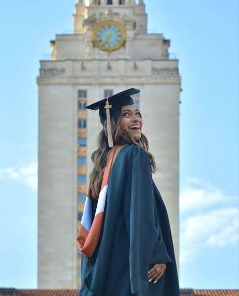 Masters Graduation Pictures, College Grad Pictures, College Grad Photos, Cap And Gown Photos, Cap And Gown Pictures, Nursing Graduation Pictures, Masters Graduation, Senior Photoshoot Poses, College Graduation Photoshoot