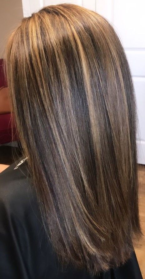 Hair Colour Ideas, Hair With Highlights, Chestnut Hair Color, Brunette Hair With Highlights, Brown Hair With Blonde Highlights, Brown Hair Balayage, Spring Is In The Air, Colour Ideas, Fingers Crossed