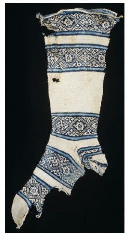 12 century cotton sock found in Egypt Medieval Knitting, Knitting History, Historical Knitting, Historic Patterns, Knitting Images, Sock Ideas, Medieval Embroidery, Textile Museum, Evolution Of Fashion