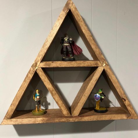 Triforce shelf Zelda Boys Bedroom, Legend Of Zelda Nursery, Legend Of Zelda Bedroom, Zelda Themed Room, Zelda Bedroom Ideas, Legend Of Zelda Room, Zelda Nursery, Zelda Bedroom, Zelda Room