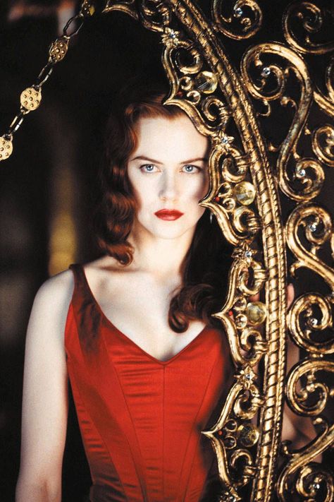 Moulin Rouge, 2001 Moulin Rouge Film, Nicole Kidman Moulin Rouge, Satine Moulin Rouge, Film Moulin Rouge, Moulin Rouge Movie, Film Cult, Geena Davis, Scarlett O'hara, Baz Luhrmann