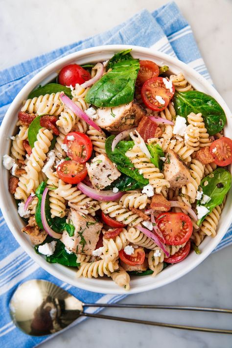 Chicken Pasta Salad - Delish.com Cold Recipes, Salad Tomato, Resep Pasta, Resep Salad, Salad Pasta, Chicken Pasta Salad, Pasta Dinner Recipes, Healthy Sides, Healthy Pastas