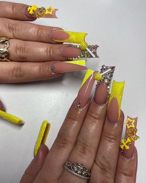 Yellow freestyle💛🌼✨ . . . Dm to book!💖 @nailed.byjennie #longnails #yellownails #blingnails #glitternails #frenchnails #nailsofinstagram #nailsoftheday #fresnonails #fresnonailtech #explorepage Yellow Freestyle Nails, Yellow Bling Nails, Nails With Bling, Cute Red Nails, Freestyle Nails, Nail Work, Yellow Nail, Nails Red, Yellow Nails