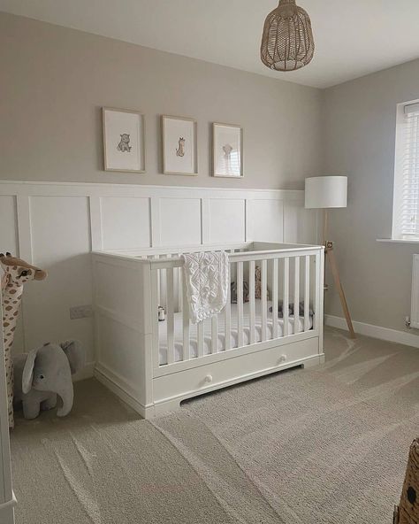 21 Enchanting Ideas for a Board and Batten Nursery Wallpaper Baby Room, Cozy Baby Room, Baby Nursery Inspiration, Baby Room Organization, Baby Boy Bedroom, Baby Room Themes, Baby Room Neutral, Baby Boy Room Decor, Nursery Room Design