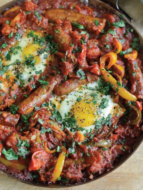 Chakchouka with Merguez Sausages & Baked Eggs Eggs In Bread, Eggs In Oven, Gf Meals, Sausage And Mash, Eggs Dinner, Tunisian Food, Shakshuka Recipes, Baked Eggs Recipe, Lasagne Recipes