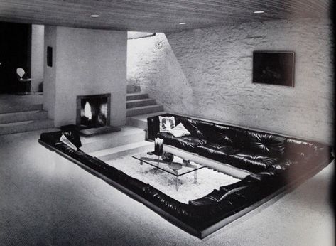 We should bring conversation pits back into interior design.pic.twitter.com/kmnT8wDj8u Dark Purple Rooms, Conversation Pit, Sunken Living Room, Coffee Table Size, Purple Rooms, Teenager's Room, Large Coffee Tables, Hobby Room, Van Der Rohe