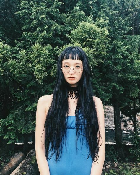 Yuka Mannami, Rose Hair Color, Vintage Bangs, Black Hair Bangs, Shades Of Brunette, Layered Haircuts With Bangs, Ethnic Hairstyles, Hair Color Auburn, Long Layered Haircuts