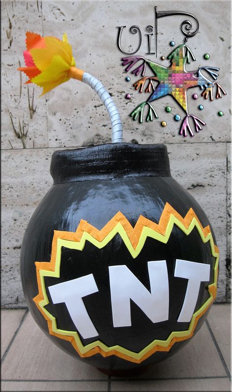 TNT Pinata Unique Pinatas, Tnt Pinata, Titanic Cake, Mexican Pinata, Spy Birthday Parties, Valentine Card Box, Flamingo Craft, Birthday Pinata, Piñata Ideas