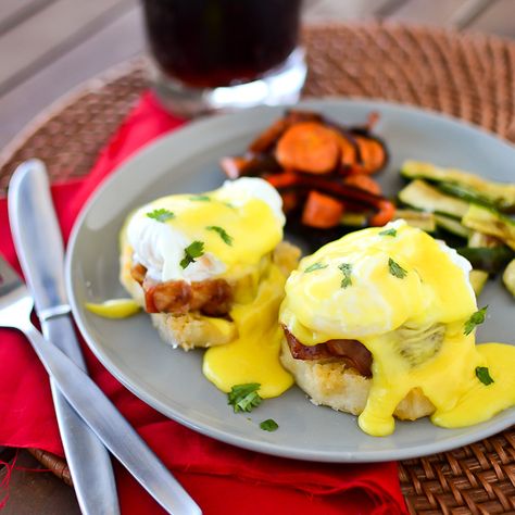 Pork Belly Benedict Steak Dinner Sides, Buttermilk Biscuit, Pork Belly Recipes, Crispy Pork Belly, Fine Dining Recipes, Poached Egg, Steak Dinner, Savory Breakfast, Recipes From Heaven