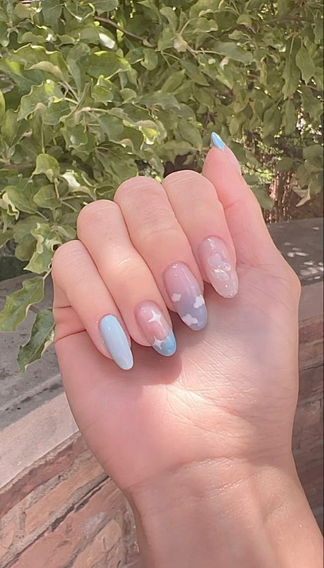 cloud nails with blue for french tips and nail gems Korean Nail Art French Tip, French Tip Korean Nails, Polygel Nail Inspiration, Korean Nails French Tip, Korean Polygel Nails, Kpop Artist Nails, Cute Polygel Nails, Poly Gel Nail Design Ideas, Polygel Nail Design Ideas