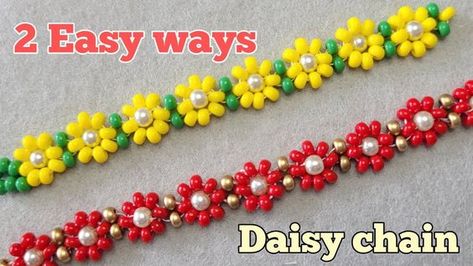 Flower Bracelet Diy, A Daisy Flower, Diy Jewellery Making, Seed Bead Bracelets Tutorials, Beaded Daisy, Beaded Patterns, Diy Jewelry Making Tutorials, Beaded Necklace Tutorial, Beaded Flowers Patterns