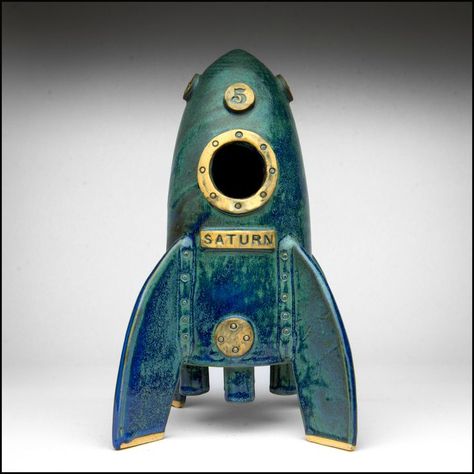 Ceramic Rocket Ship, Ceramic Spaceship, Saturn 5, Pottery Tips, Kids Class, Bird Houses Diy, Space Rocket, Rocket Ship, Mid Century Mod