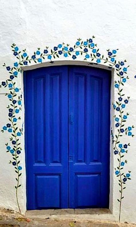 Cool Doors, Blue Door, Unique Doors, Beautiful Doors, Painted Doors, Entrance Doors, On The Side, House Painting, Windows And Doors