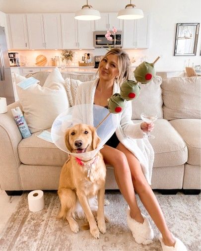 Martini Costume, Women And Dog, Halloween Costume Dog, Best Diy Halloween Costumes, Ashley Michelle, Halloween Costume Idea, Costumes Diy, Diy Halloween Costumes Easy, Diy Halloween Costume