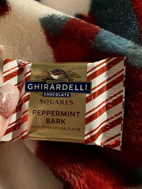 Ghirardelli Peppermint Bark makes me so happy 🎄🎅🏼 Peppermint Bark Ghirardelli, Ghirardelli Peppermint Bark, Ghirardelli Chocolate Squares, Burr Basket, Winter Baking, Drink Packaging, Ghirardelli Chocolate, Halloween Buckets, Chocolate Squares