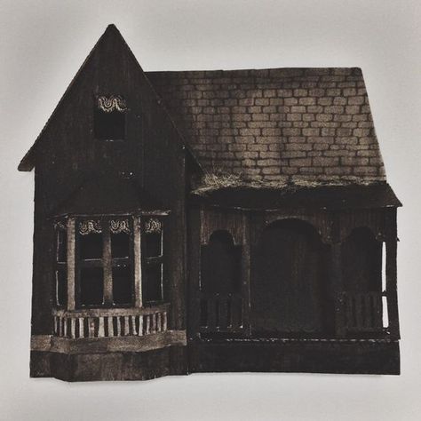 Pizza Box, Southern Gothic, House On A Hill, Nightingale, Coraline, Art Plastique, Haunted House, Dark Academia, A House