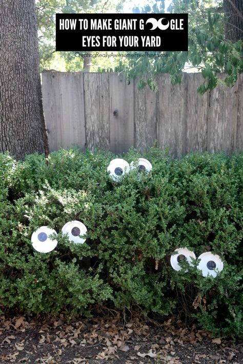 Diy Giant Googly Eyes, Eyeball Crafts For Halloween, Google Eyes Halloween, Halloween Blessings, Halloween Yard Ideas, Yard Monsters, Meta Verse, Easy Decorations, Halloween Yard Art