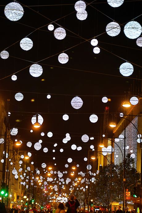 Oxford street, England Oxford Street Christmas, Blitz Design, Landscape Lighting Design, Outdoor Buildings, Pergola Design, Urban Lighting, Christmas Lighting, Lighting Concepts, London Christmas