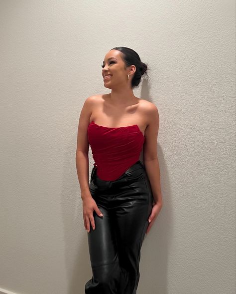 Red Top Leather Pants, Leather Pants Red Top Outfit, Red Top Corset, Red Party Outfit Night, Red Leather Top Outfit, Red Corset Outfit Ideas, Red Night Out Outfit, Red Top Black Pants Outfit, Red Dinner Outfit