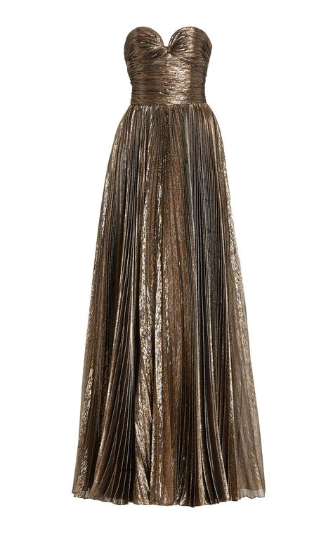 Draped Silk-Blend Lamé Gown By Oscar De La Renta | Moda Operandi Simply Dresses, Prom Dresses Gowns, Grad Dresses, Glam Dresses, Event Dresses, Beautiful Gowns, Dance Dresses, Fancy Dresses, Star Fashion