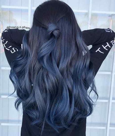 Trendy We Fryzurach, Blue Ombre Hair, Dark Blue Hair, Fall Hair Color Trends, Balayage Hair Dark, Hair Streaks, Silver Hair Color, Haircut Styles, Dye Colors