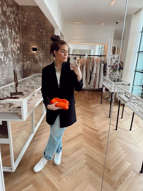 Celine Sneakers, Clutch Outfit, Orange Clutch, Celine Clutch, Oversized Blazer, Sneakers Outfit, Blazer, Orange, Sneakers