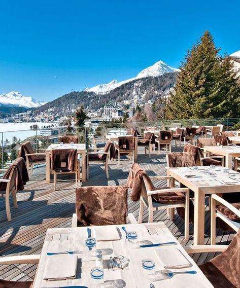 A guide to the top après-ski bars, restaurants, hotels and activities in the Swiss Alps. Apres Ski Bar, Hotel Plans, Ski Bar, Saint Moritz, Swiss Ski, Ski Hotel, Apres Ski Party, Winter Resort, Luxury Ski Chalet