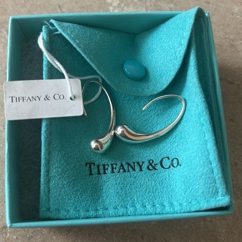 Tiffany & co Elsa Peretti Teardrop Silver earrings Teardrop Silver Earrings, Morning Dew, Elsa Peretti, Tiffany Co Jewelry, Pierced Ears, Teardrop Earrings, Tiffany & Co., Ear Piercings, Silver Earrings