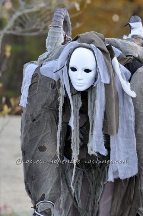 Terrifying Four-Legged Stilt Spirit Costume 4 Legged Stilt Costume, Exorcist Costume, Stilt Costume, Spirit Costume, Homemade Costume, Halloween Decorations Diy Outdoor, Fluffy Kittens, Halloween 20, Homemade Costumes