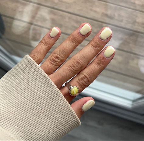 Nail inspo pastel Nail Inspo Pastel, Yellow Chrome, Nail Inspo, Pastel, Nails, Yellow